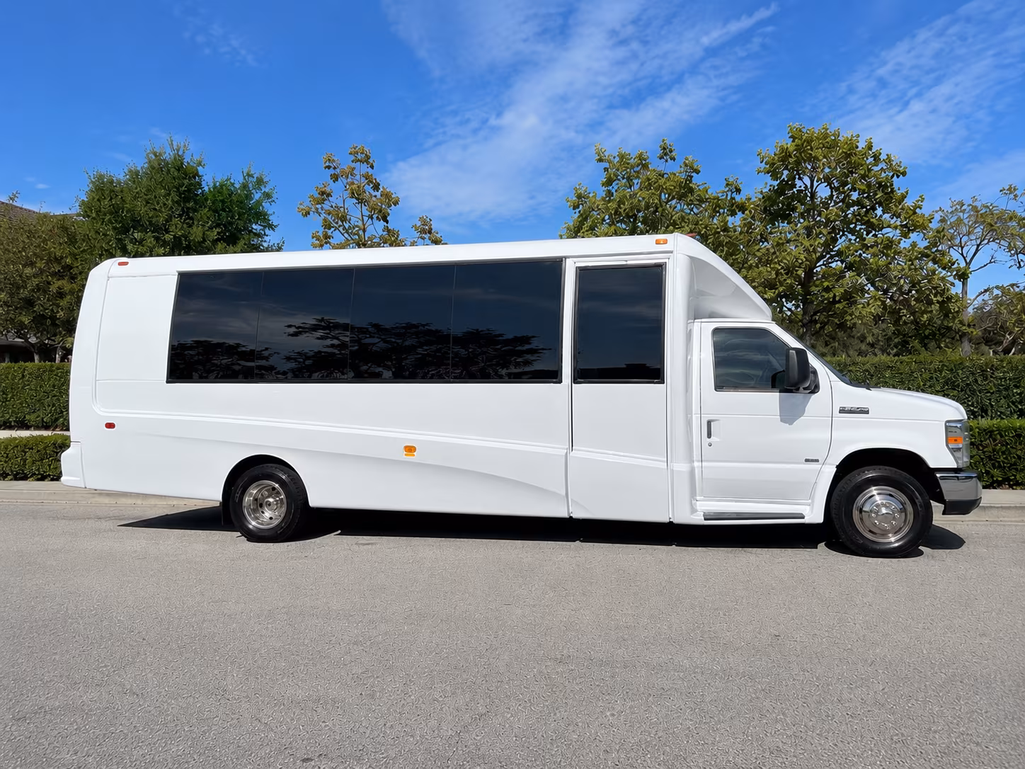 charter buses for corporate events and conference shuttle services in lodi