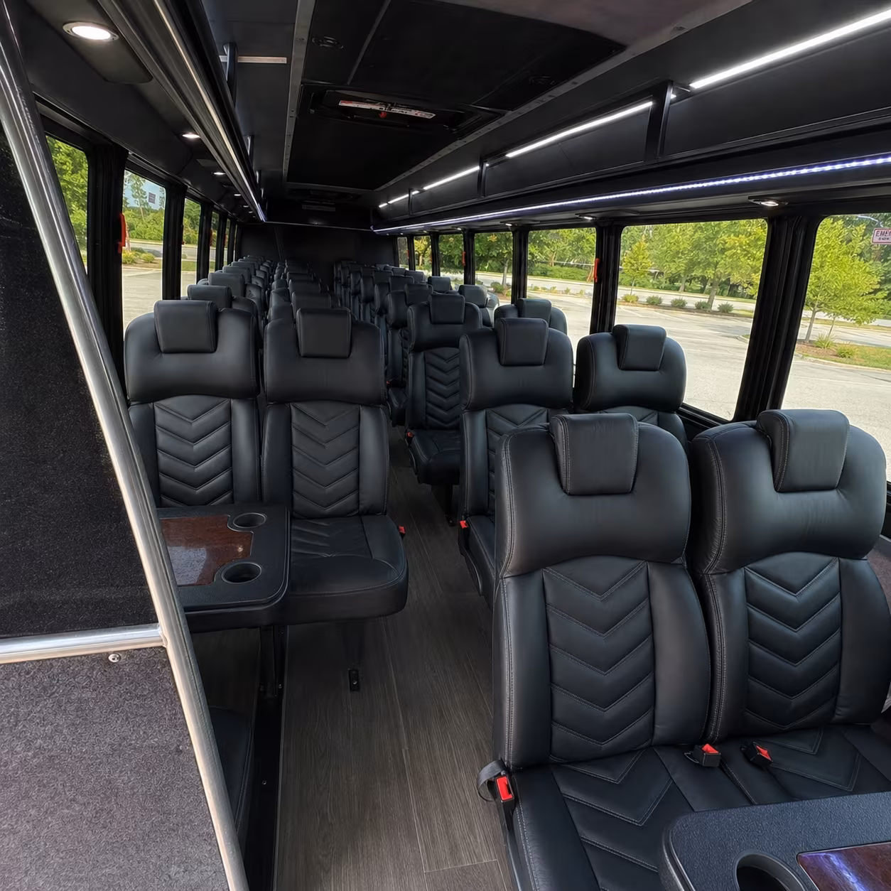 compare bus rental pricing in lodi online upfront and in minutes